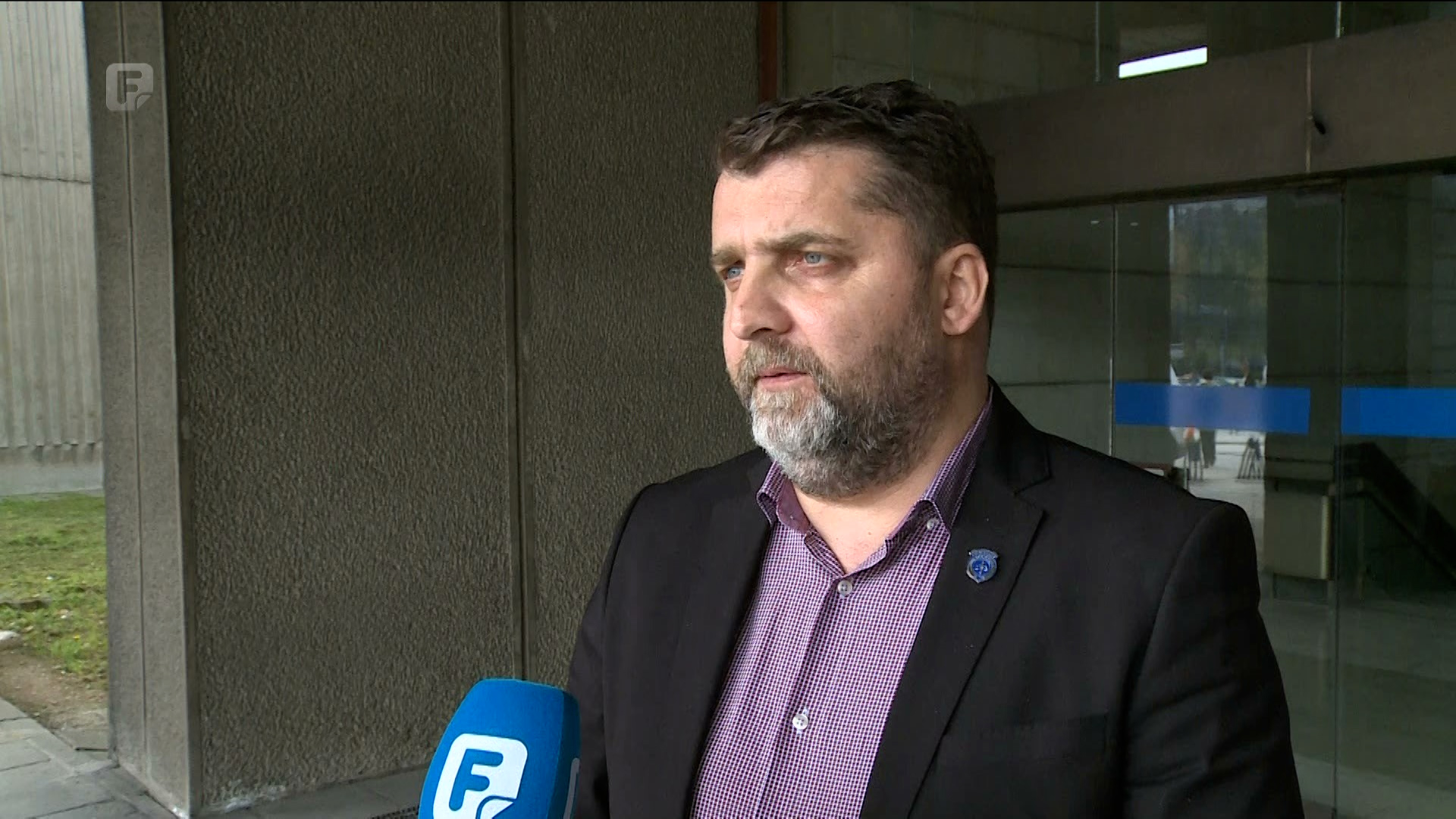 Katica: Visoke novčane kazne za počinioce nasilja na internetu